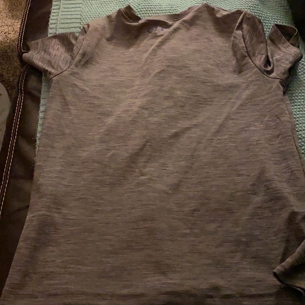 Shirt - Picture 3 of 4